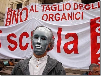 scuola_manifestazione_cobas_adn8_150509--400x300