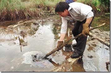 ecuador-oil-pollution-1